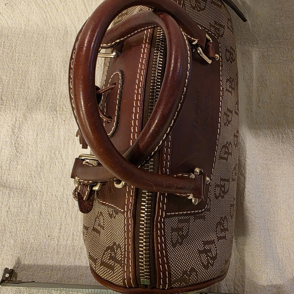 Dooney & Bourke Mini Domed Tassel Satchel HP261 WA-1975 Patch-ginghsm Lining - Picture 7 of 14